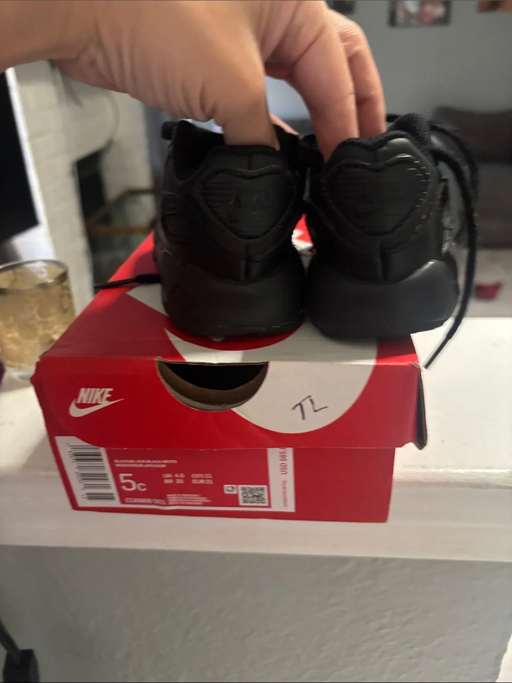 Nike Kids Black Low-Top Sneaker